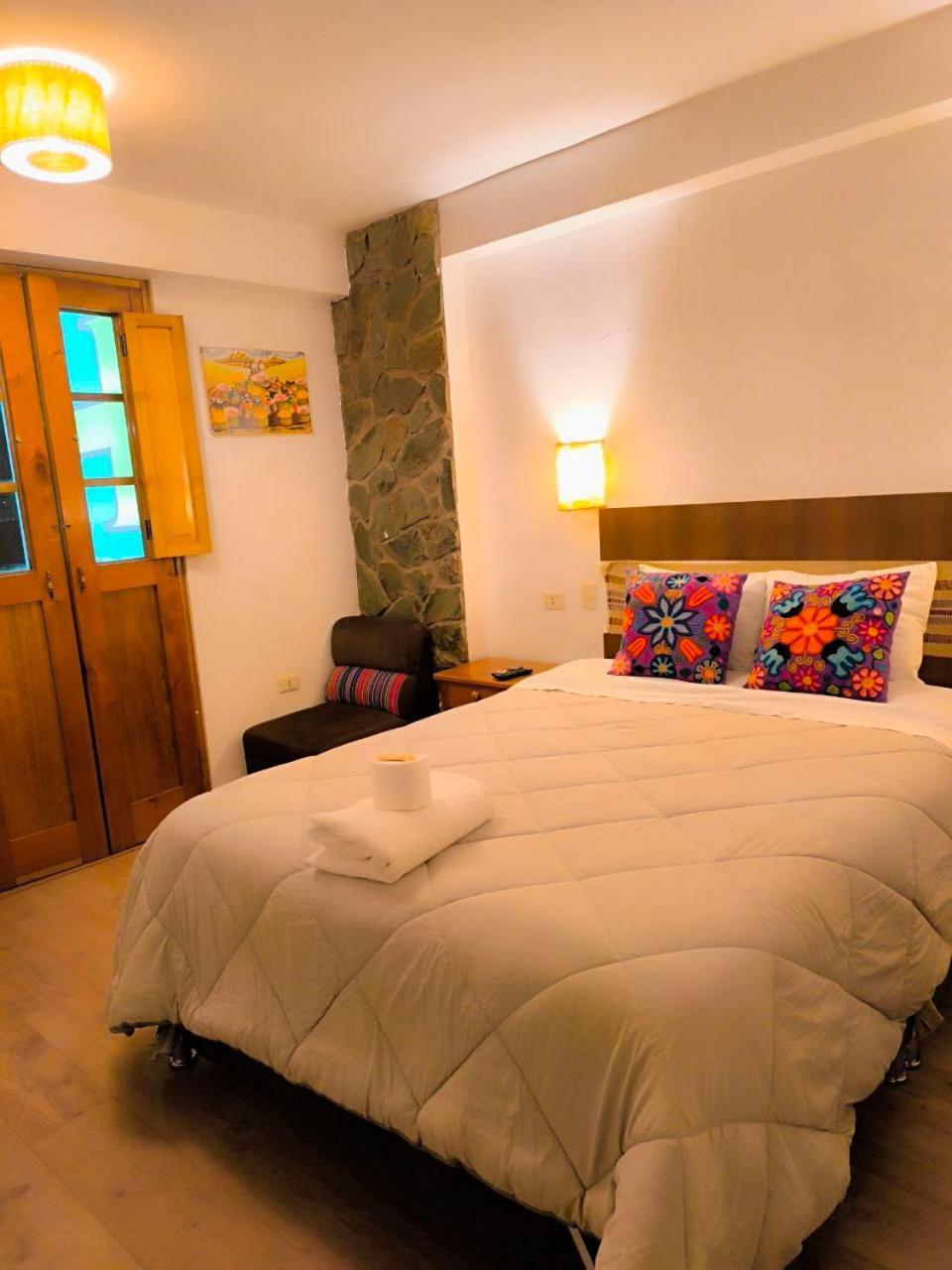 Hostal Balcon De Piedra 우루밤바 외부 사진